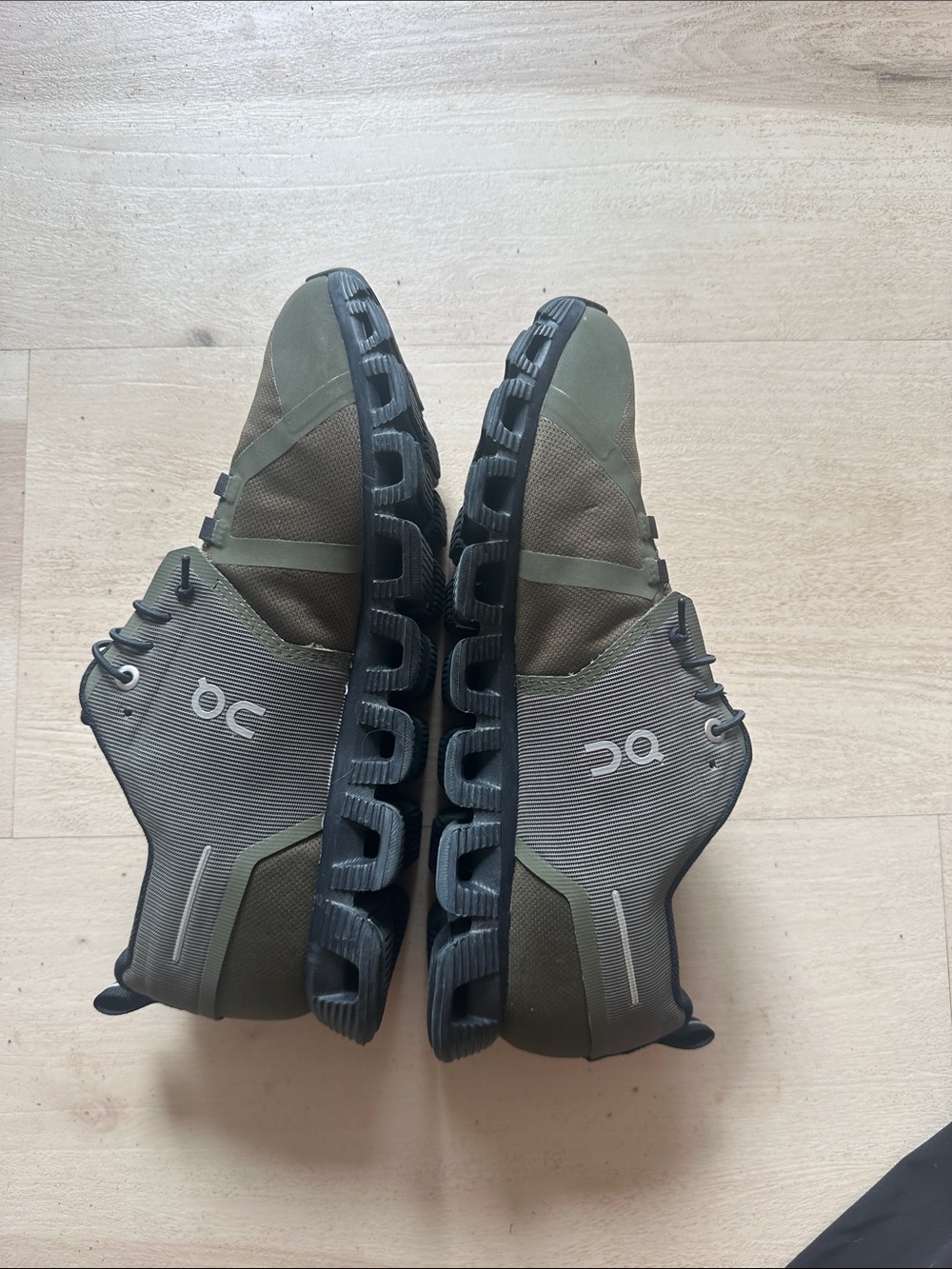 On Cloud Men’s Athletic Shoes in Olive Green and Black - Picture 5 of 7